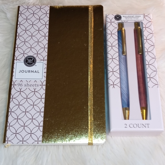 96 Page Journal & 2 Matching Ballpoint Pens - Picture 4 of 5